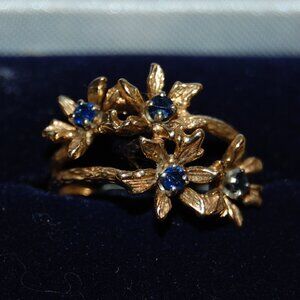 14K Yellow Gold and Sapphire ring
